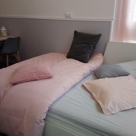 Studio Cosy Proche Gare Libourne Buitenkant foto